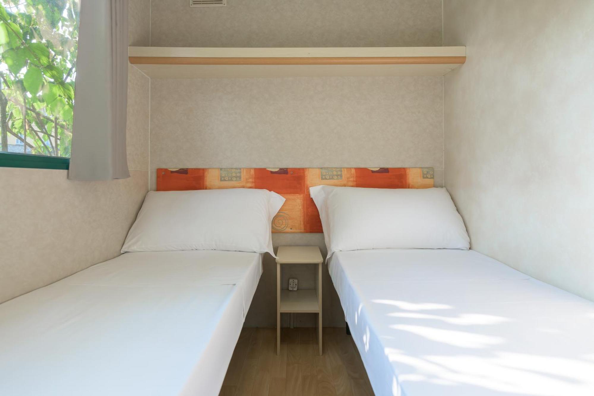 Camping Park Garda Limone sul Garda Ruang foto